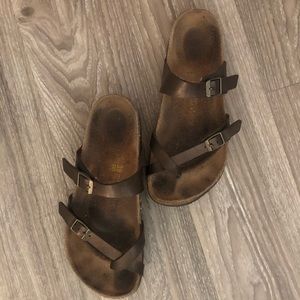 Size 39 Birkenstock’s